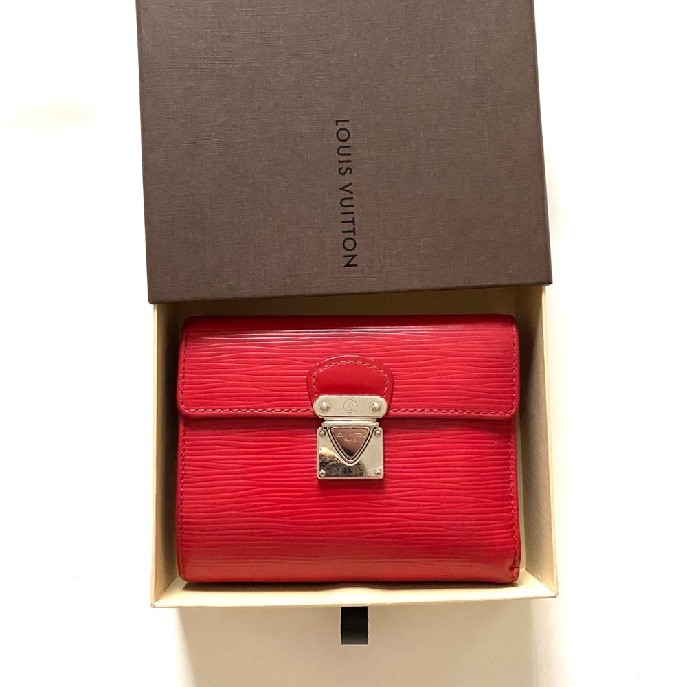 🎉HP🎉Louis Vuitton Red Wallet Trifold Epi Leather - Picture 4 of 11
